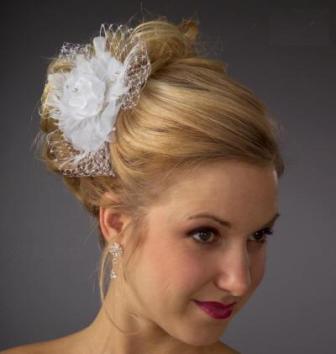 Elegant Wedding Hairstyles on Simple But Very Elegant Wedding Hairstyle For The Young Beautiful