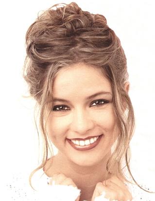 how to do prom hairstyles. girl prom hairstyles.