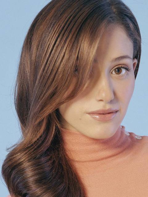 Emmy Rossum Elegant Long Hairstyle