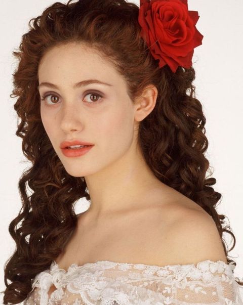 Emmy Rossum Prom Curly Hairstyle