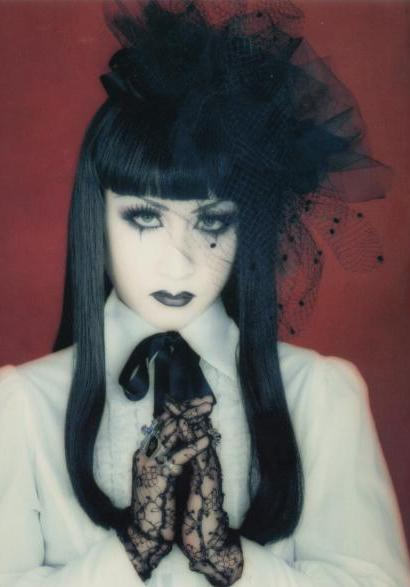 emo goth hairstyles. Elegant Gothic Hairstyle
