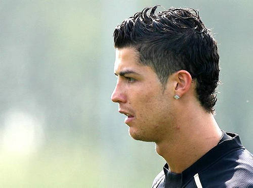 Seductive Hairstyle For Boys