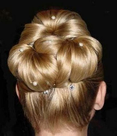 Charming Bridal Hairstyle