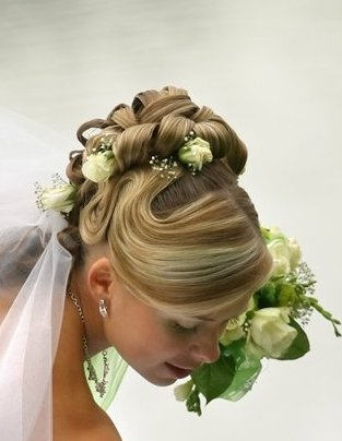 Superior Hairstyle For Bridals