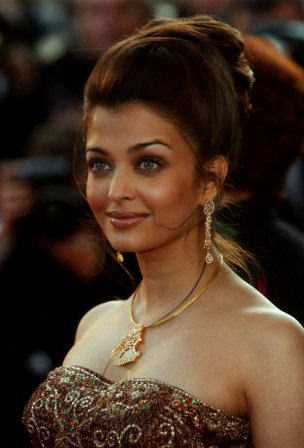 Aishwarya Updo Hairstyle