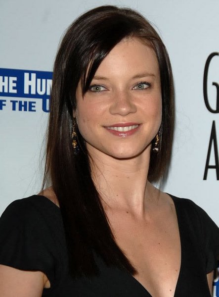 Amy Smart Black Haircut