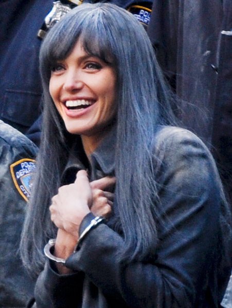 Grey Hairstyle Of Angelina Jolie