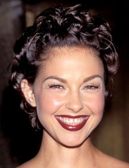 Gorgeous Ashley Judd Hairstyle