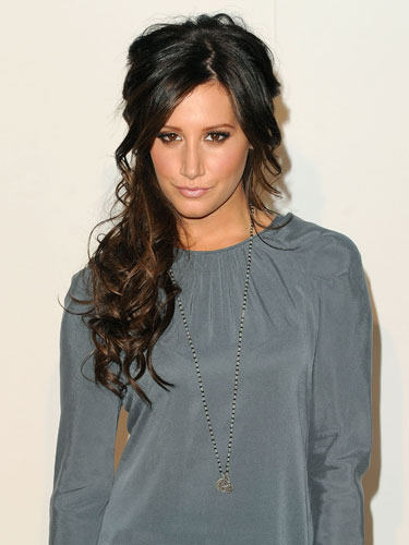 Curly Ponytail Hairstyle