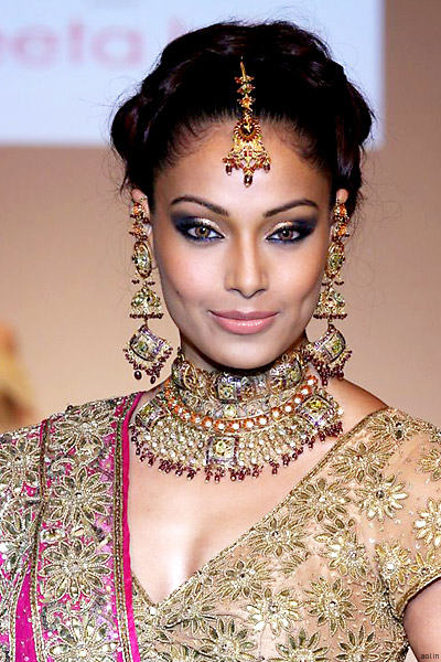 Bipasha Bridal Hairstyle