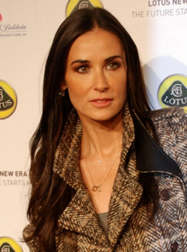 Demi Moore With Long Hairs