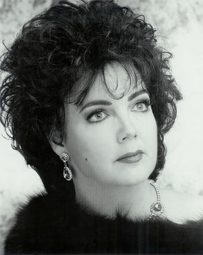 Elizabeth Taylor Tempting Haircut