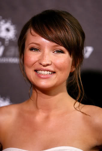 Celebrity Emily Browning Hairstyle