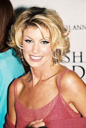 Superior Haircut of Faith Hill