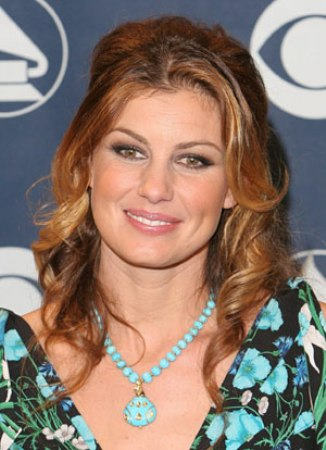 Nice Hairstyle of Faith Hill