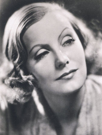Greta Garbo Flippy Hairstyle