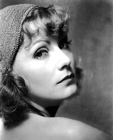 Greta Garbo in her Style