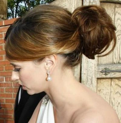 Impressive Updo Hairstyle