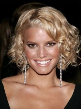 Jessica Simpson Short Curly Hairstyle