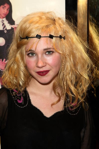 Tempting Hairstyle Of Juno Temple