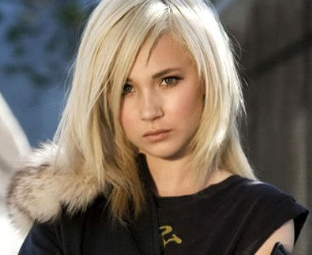 Juno Temple Chopy Hairstyle