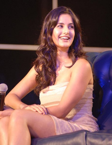 Katrina Kaif Wavy Hairstyle