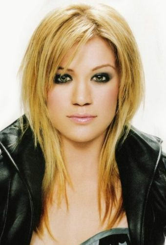 Kelly Clarkson Haircut