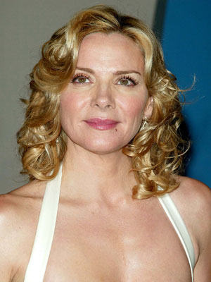 Kim Cattrall Curly Hairstyle