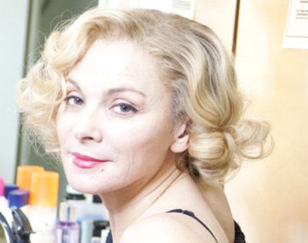 Kim Cattrall Side Updo Hairstyle