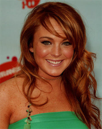 Lindsay Lohan Loose Curls Hairstyle