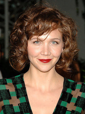 Maggie Gyllenhaal Curly Hairstyle