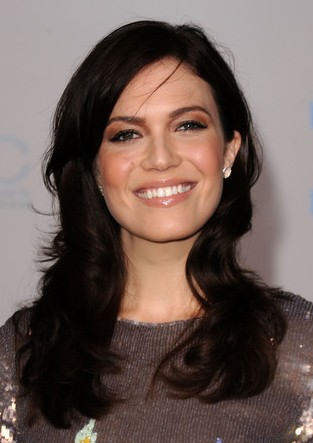 Mandy Moore Medium Black Hairstyle