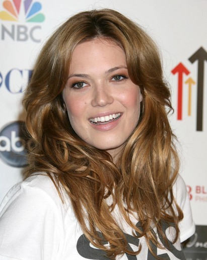 Gorgeous Mandy Moore Medium Hairstyle