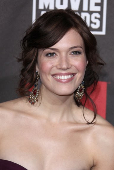 Sweet Mandy Moore Hairstyle