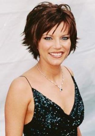 Mandy Moore Choppy Hairstyle