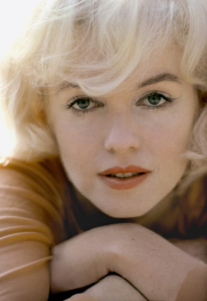 Beautiful Marilyn Monroe Hairstyle