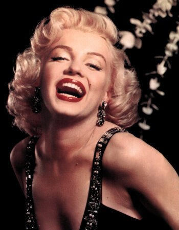 Marilyn Monroe Vintage Flippy Hairstyle
