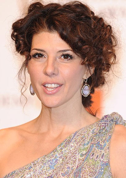 Marisa Tomei Stylish Curly Hairstyle
