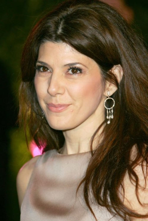 Marisa Tomei Medium Wavy Hairstyle