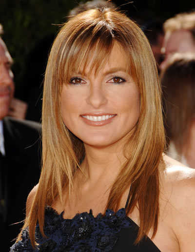 Attractive Mariska Hargitay Hairstyle