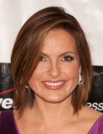 Mariska Hargitay Shoulder Length Hairstyle