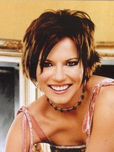 Martina Mcbride Short Hairstyle