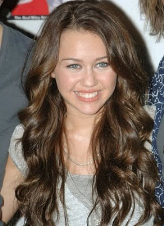 Miley Cyrus Heavy Hairstyle