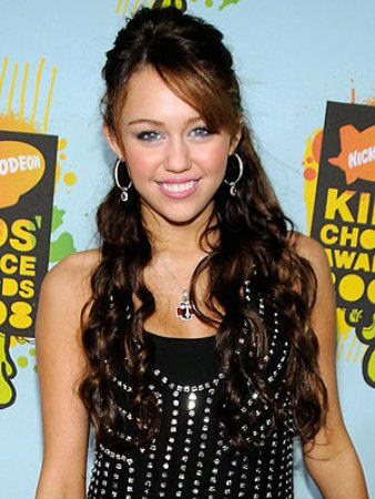 Superb Miley Cyrus Hairstyle