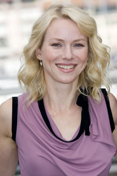 Superior Naomi Watts Hairstyle