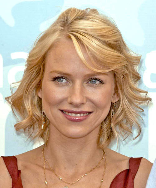 Naomi Watts Trendy Hairstyle