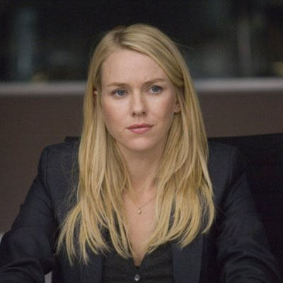 Naomi Watts Medium Wavy  Hairstyle