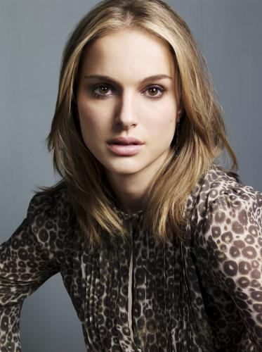 Charming Natalie Portman Hairstyle