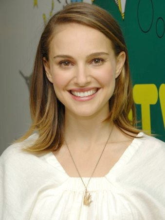 Natalie Portman Medium Layered Hairstyle