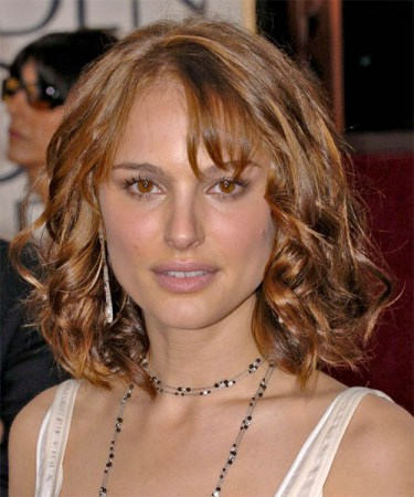 Natalie Portman Short Curly Hairstyle